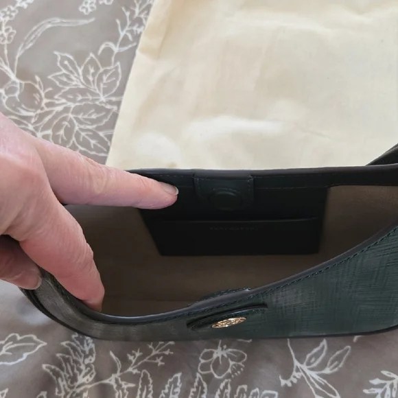 Tory Burch Robinson Crosshatched Bag - Picture 4 of 6